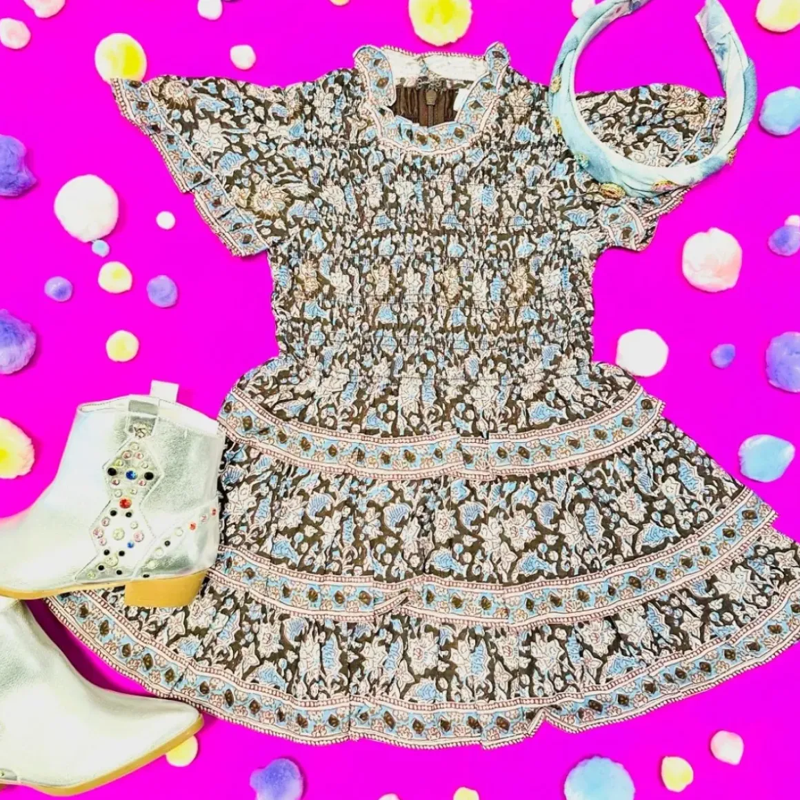 AMAKI SMOCKED DRESS