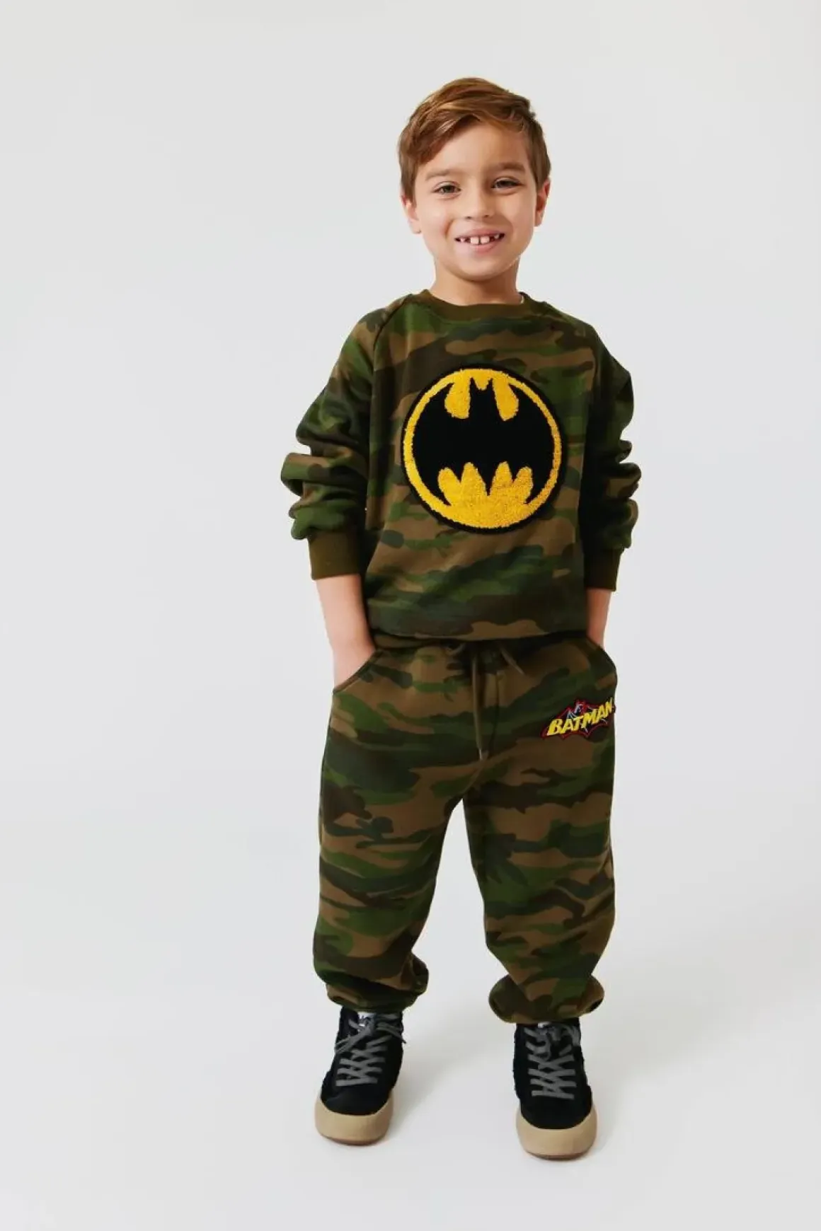 BATMAN CAMO SWEATSHIRT AND SWEATPANTS SET