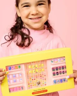 DAYS OF THE WEEK PRESS ON NAIL KIT