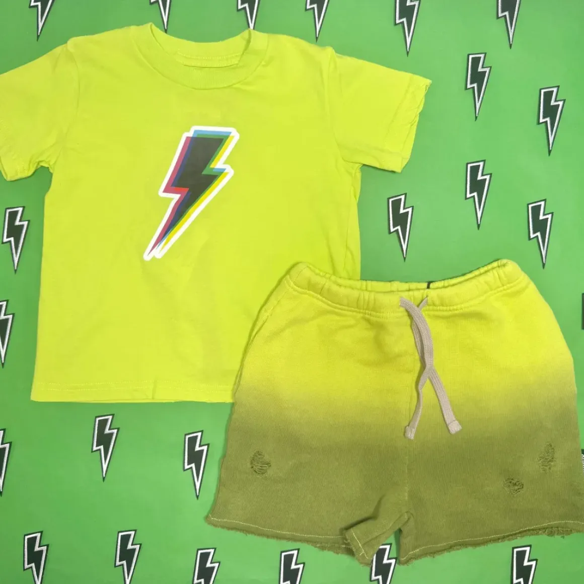DIZZY BOLT TSHIRT