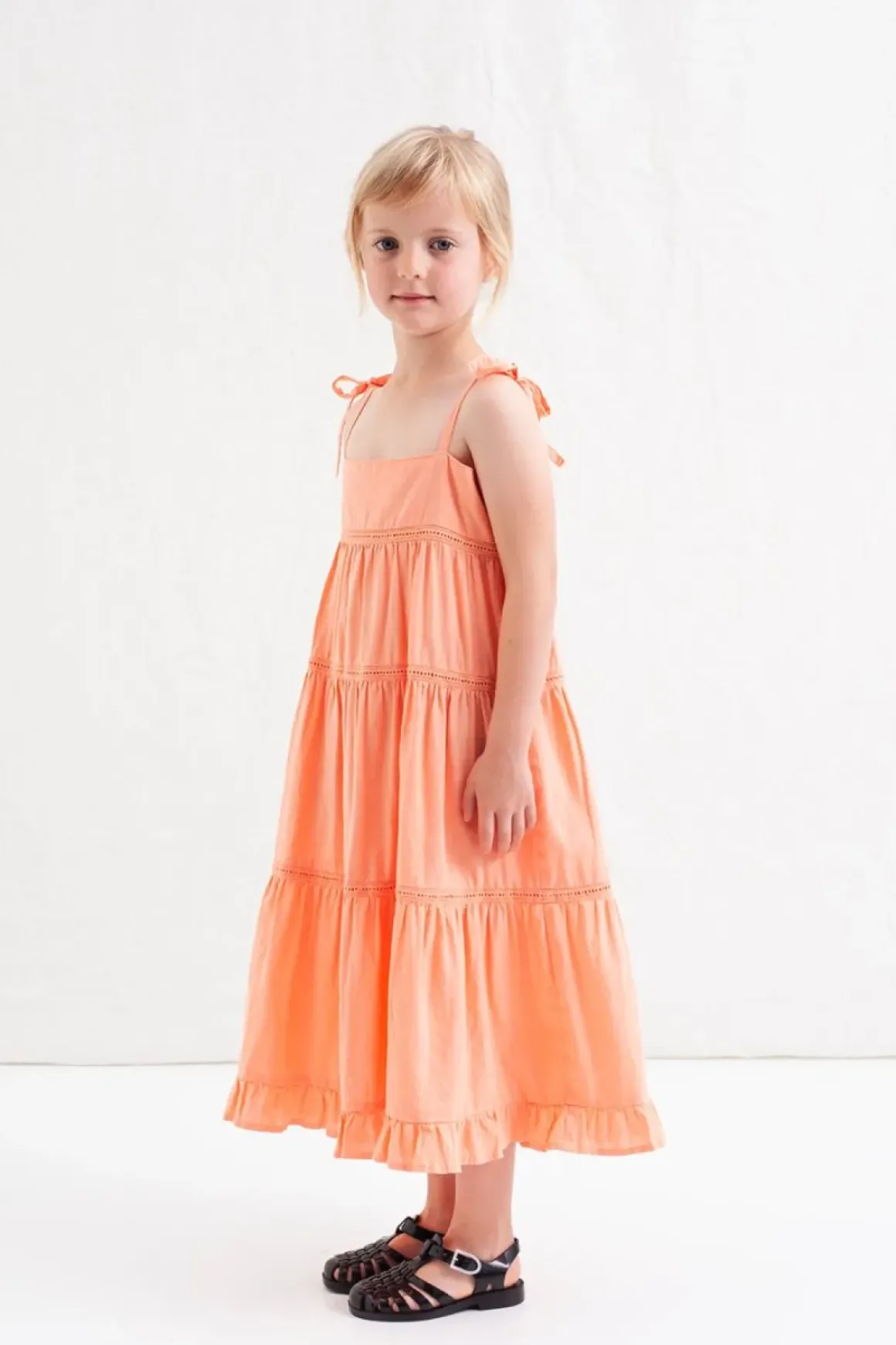 FLOWY MAXI DRESS