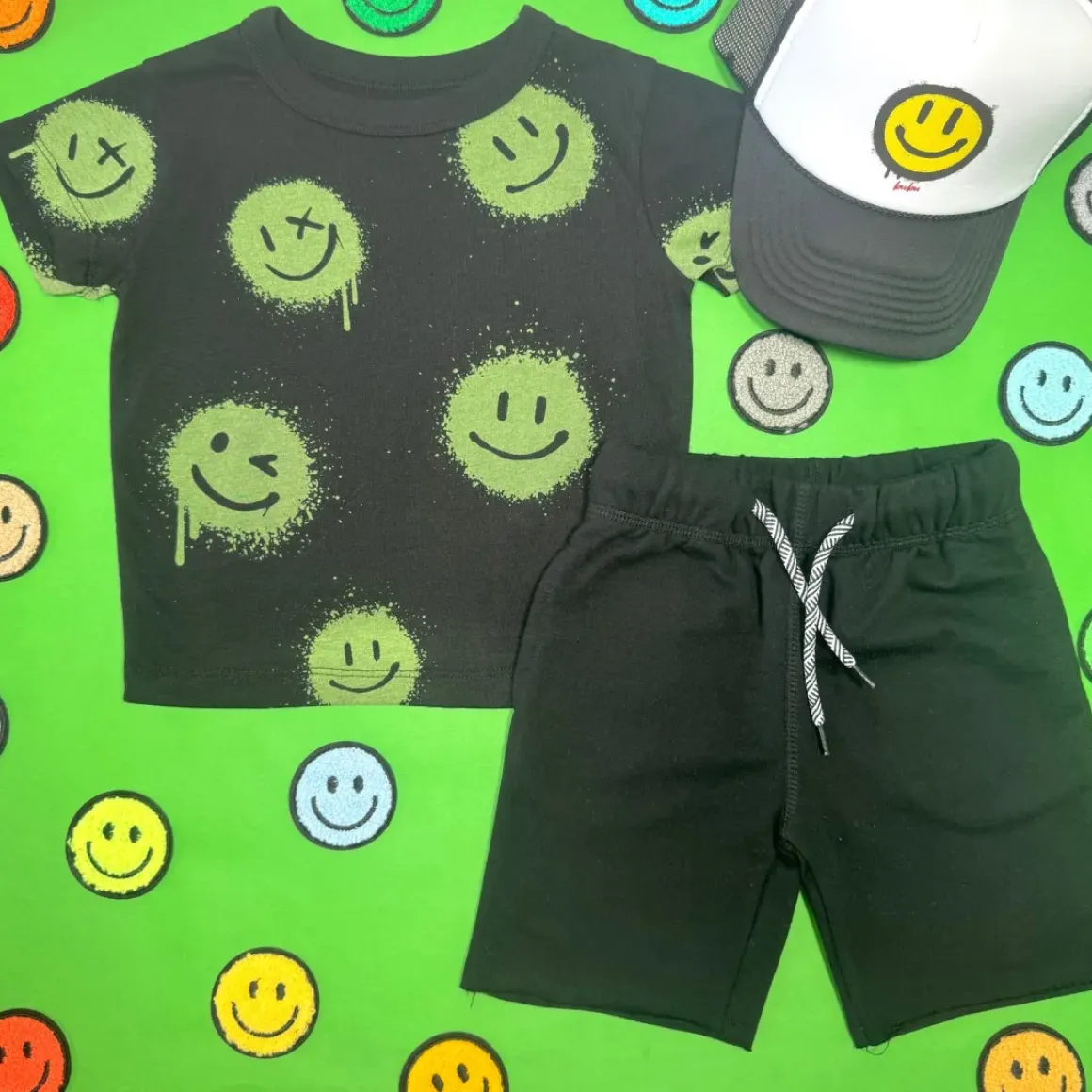GRAFFITI SMILES TSHIRT