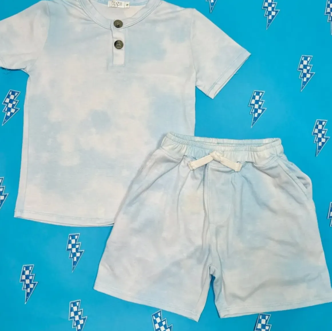 HENLEY TIE DYE TSHIRT