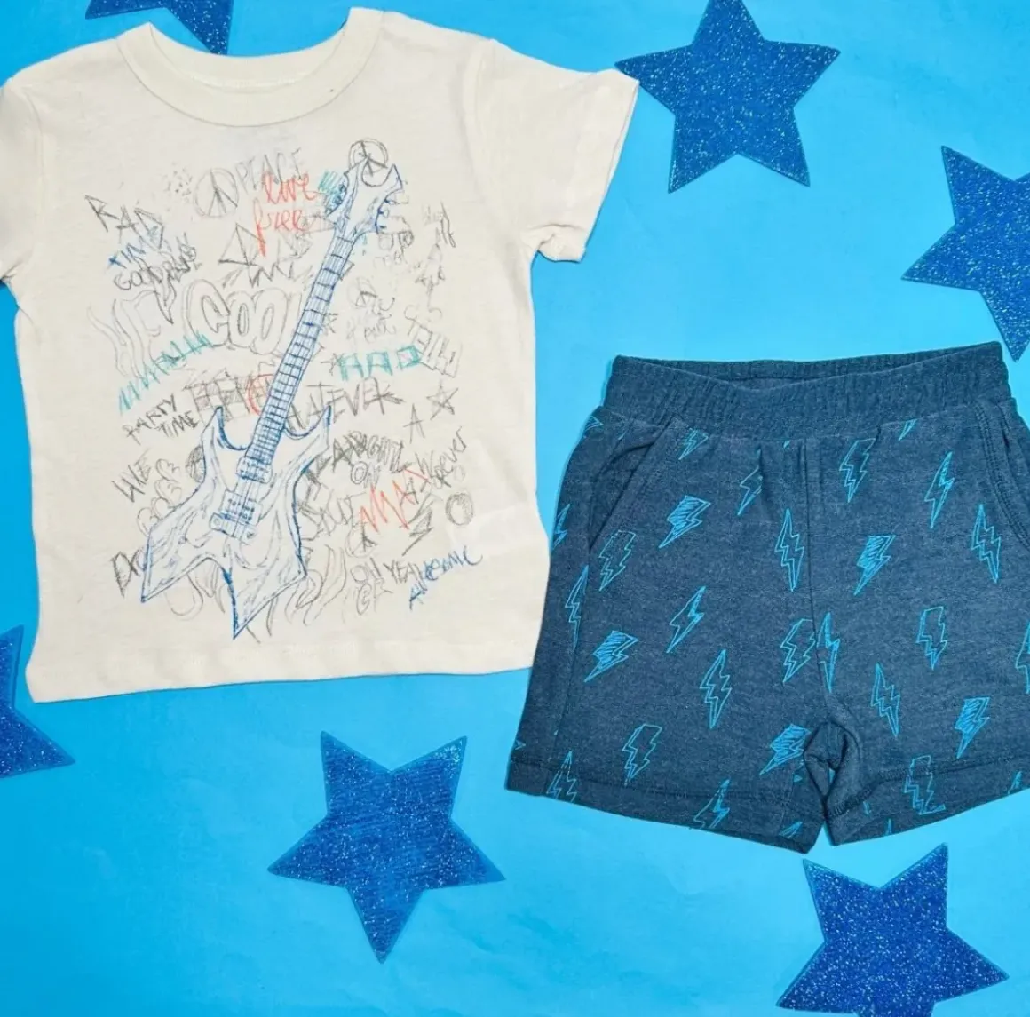LIGHTNING BOLT SHORTS