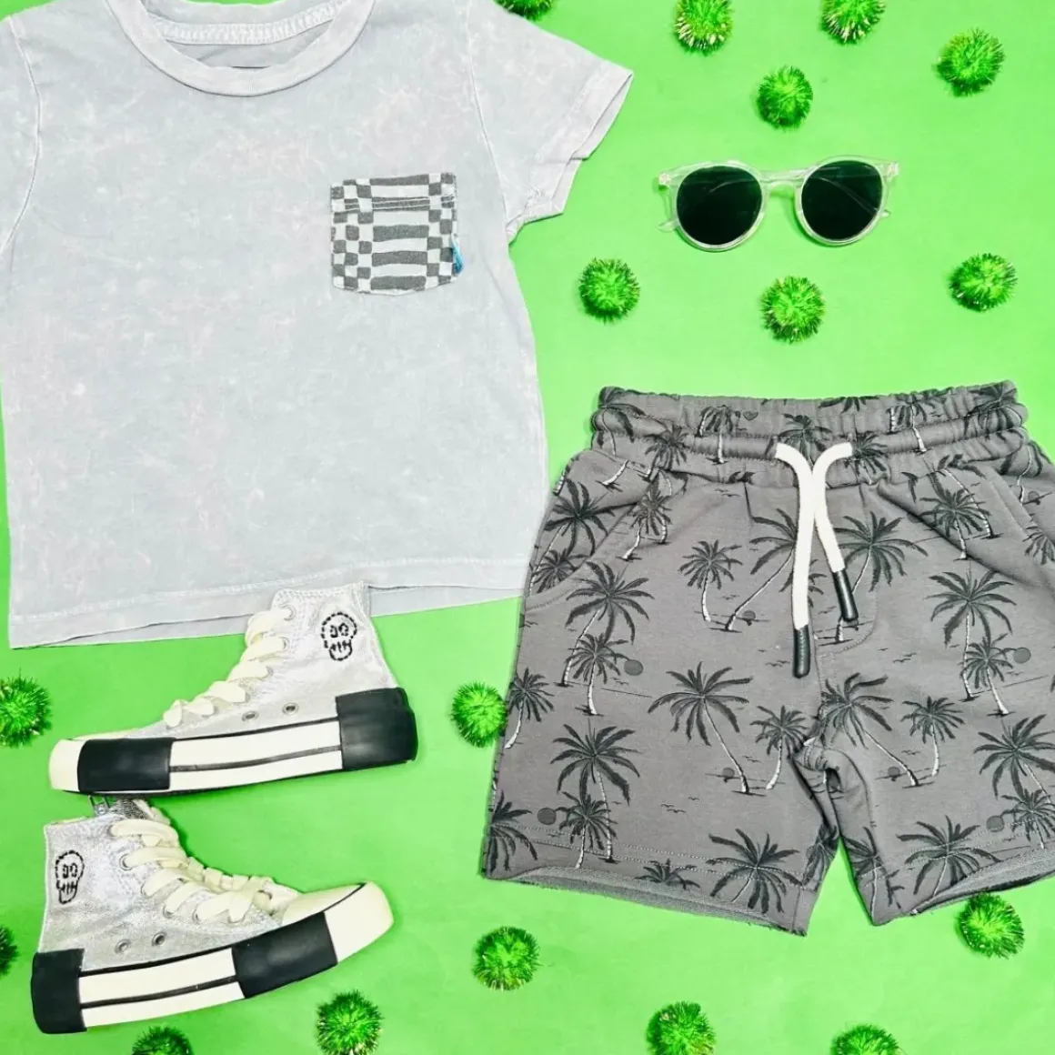 PALM TREES LOW TIDE SHORTS