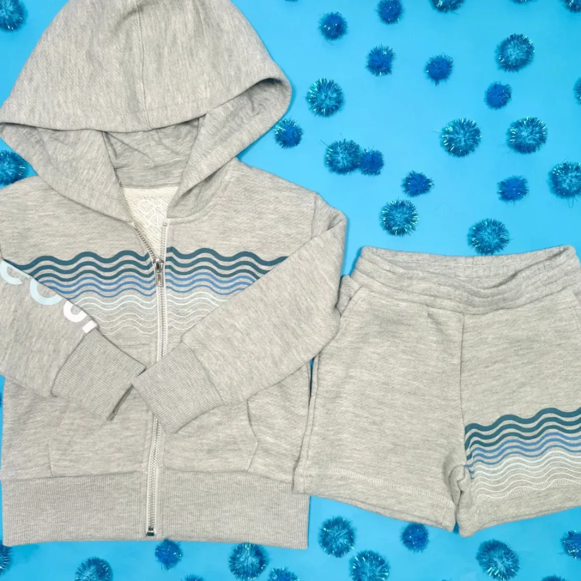 PEACE OUT ZIP UP HOODIE