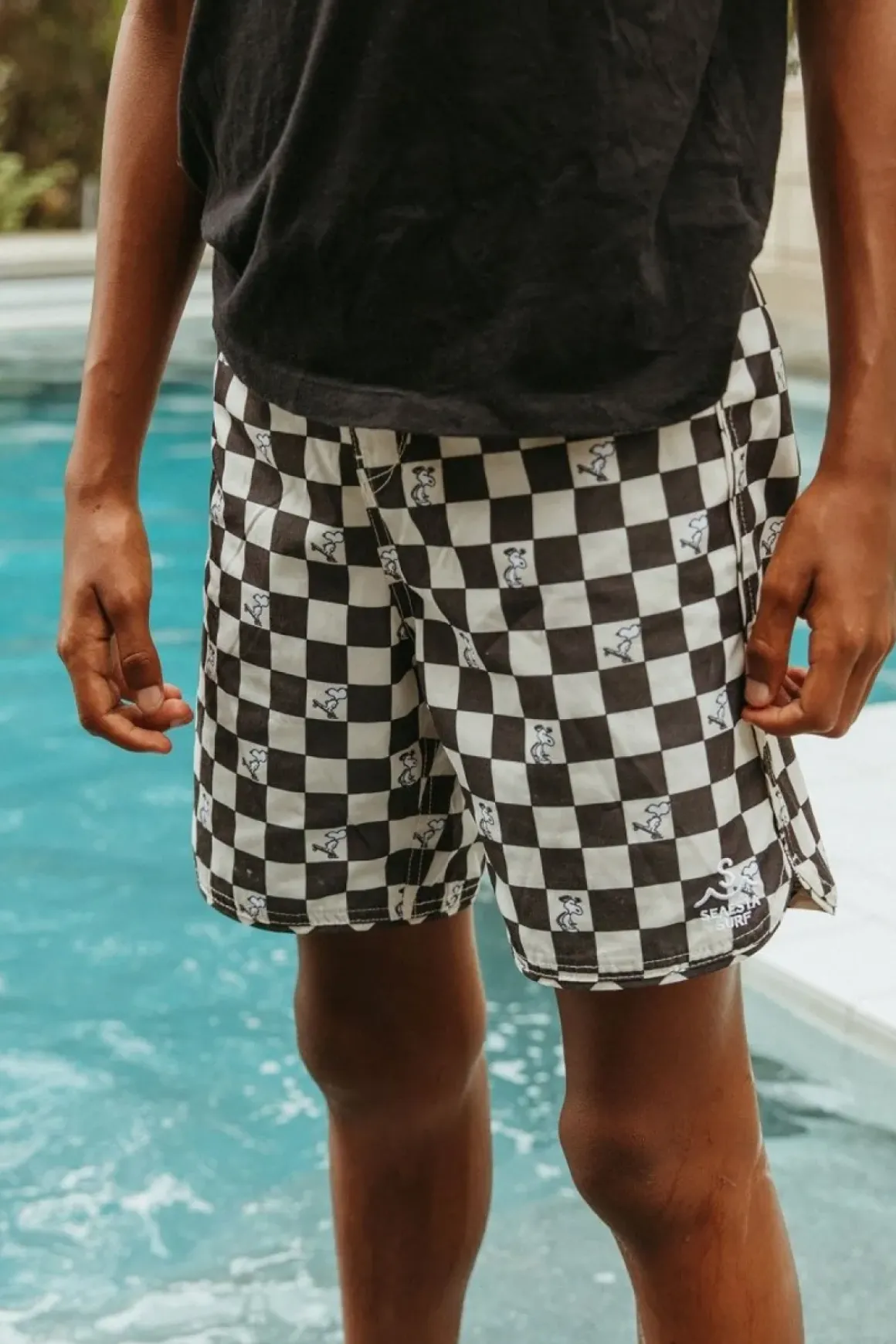 PEANUTS CHECKERED SWIM TRUNKS