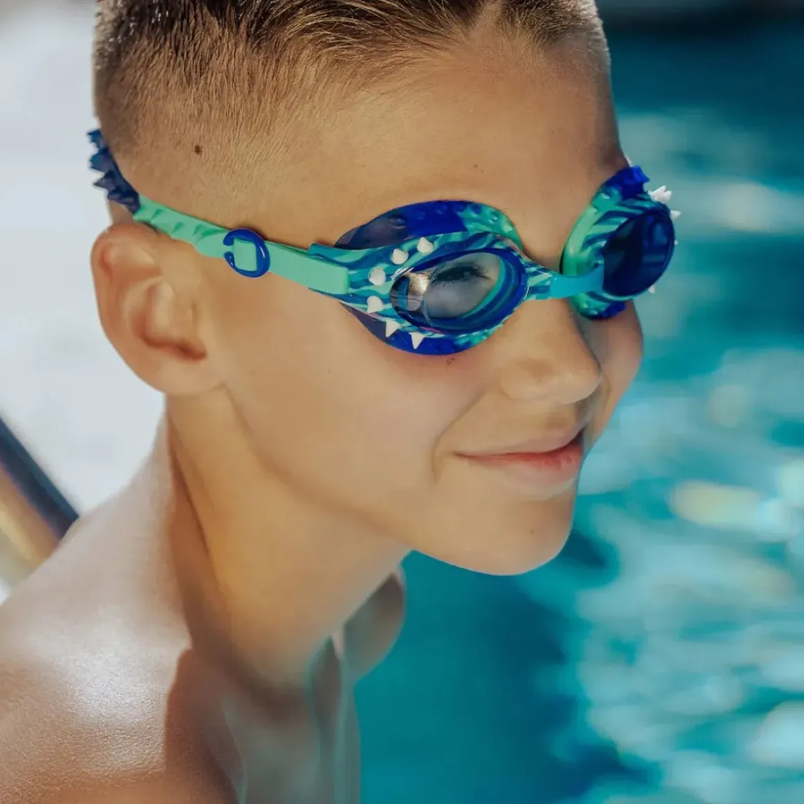 ROARING ROYAL GOGGLES