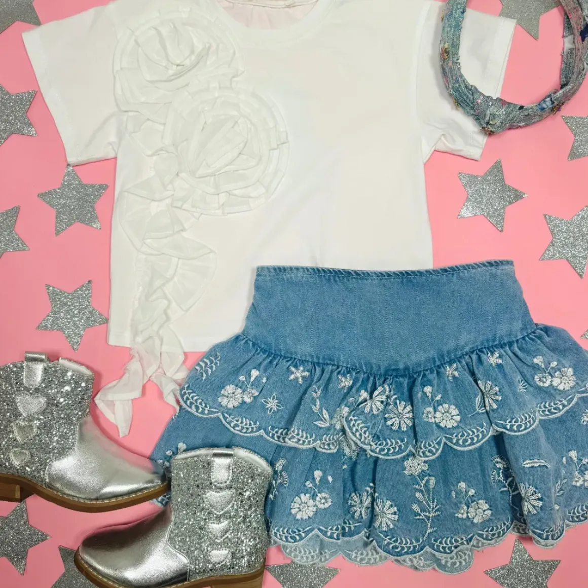 ROSETTE TRIM TOP