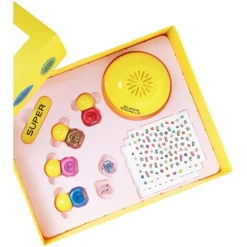 SELF CARE NAIL KIT