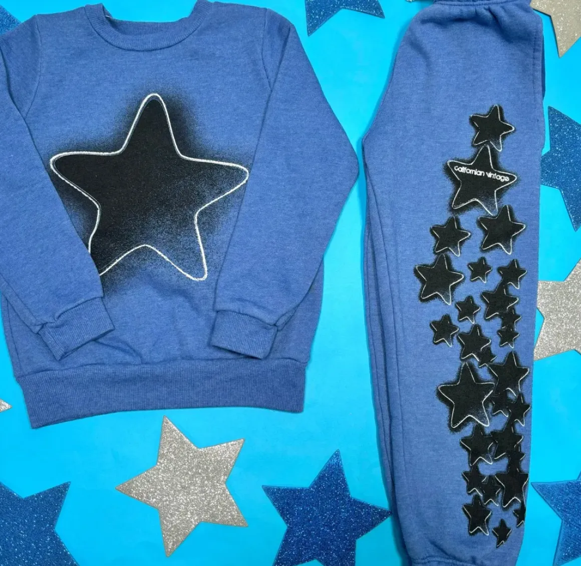 STAR SWEATSHIRT