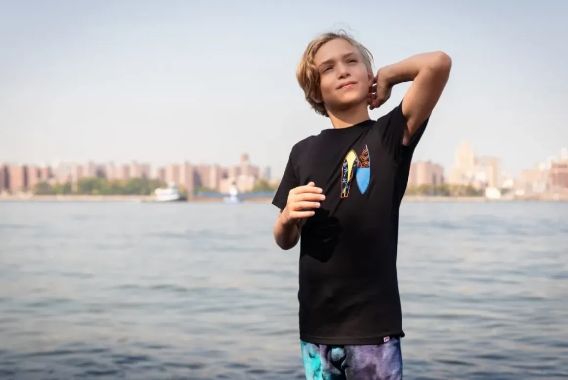 SURFBOARD HANG LOOSE TSHIRT