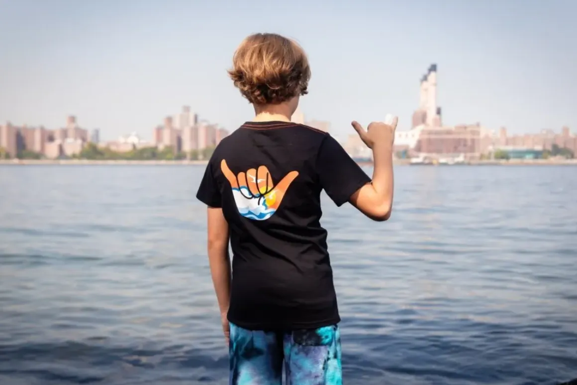 SURFBOARD HANG LOOSE TSHIRT